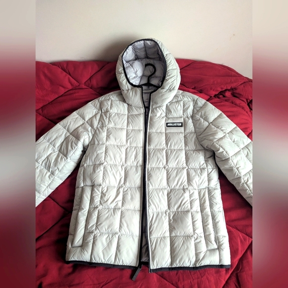 Hollister Grey Lightweight Puffer Men's - Picture 1 of 5